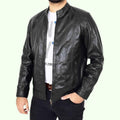 Felix – Elegante Herren im Biker-Stil