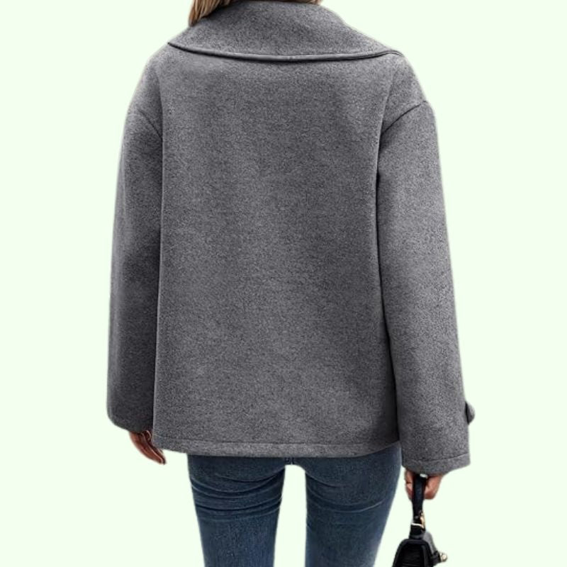Laura – Stilvolle Damen Kurzjacke in Oversized-Optik