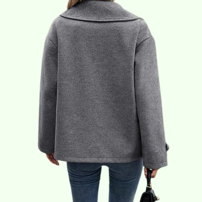 Laura – Stilvolle Damen Kurzjacke in Oversized-Optik