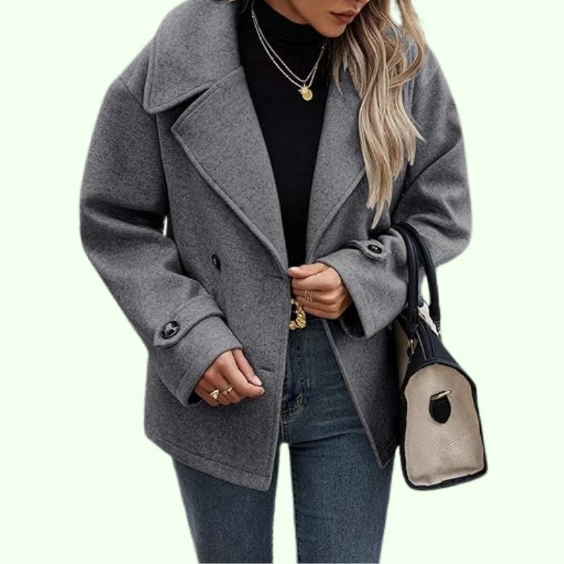Laura – Stilvolle Damen Kurzjacke in Oversized-Optik